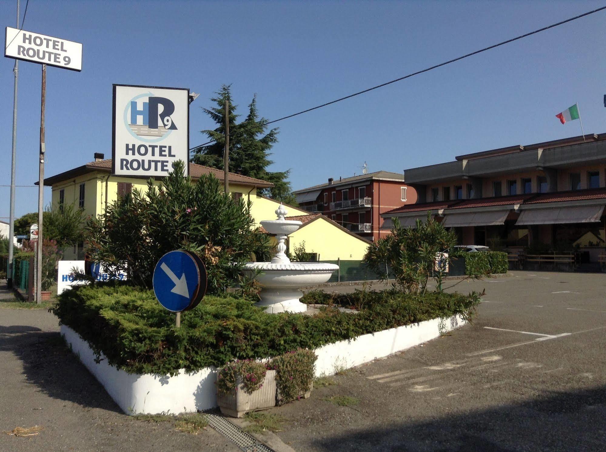 Hotel Route 9 Cadeo Zewnętrze zdjęcie