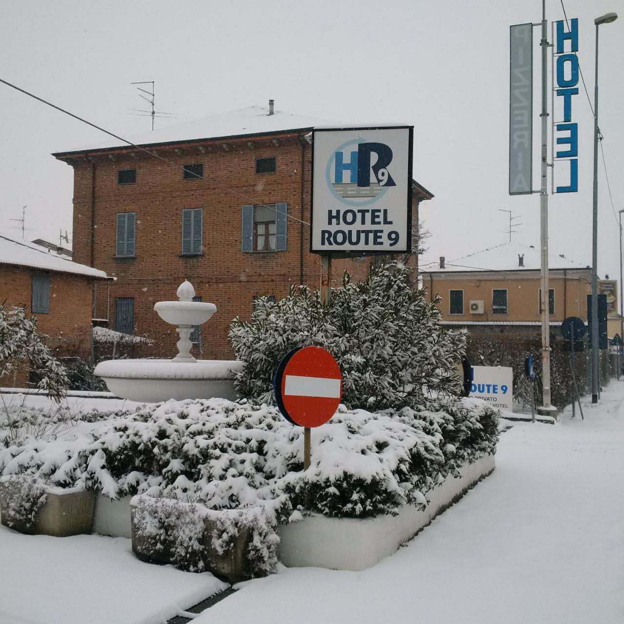 Hotel Route 9 Cadeo Zewnętrze zdjęcie