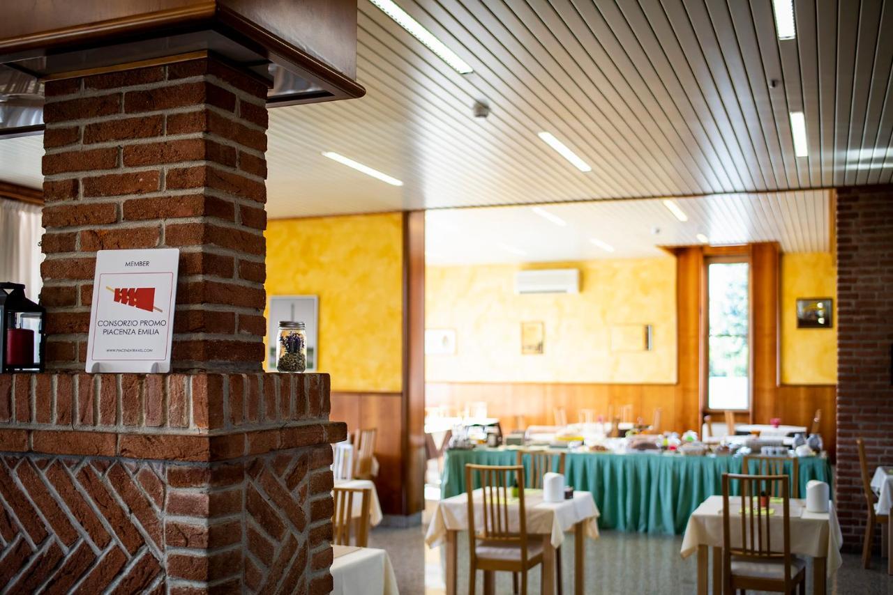 Hotel Route 9 Cadeo Zewnętrze zdjęcie